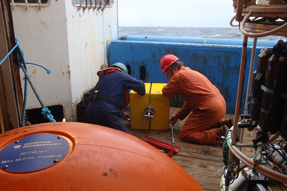 monitoring buoys compass project